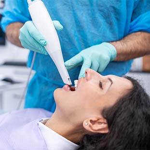 3D scanning of a patient's teeth